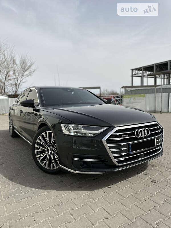 Audi A8 (2021)