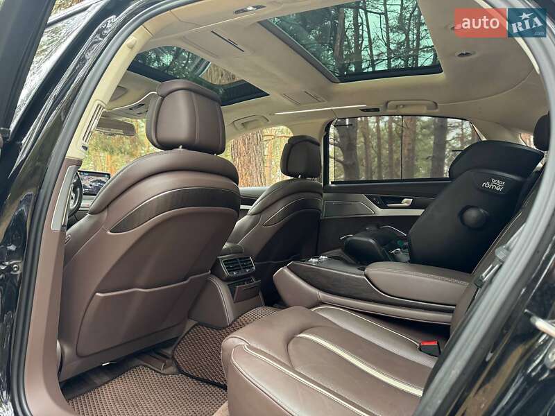 Audi A8 (2016)