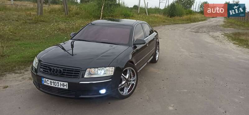Audi A8 (2004)