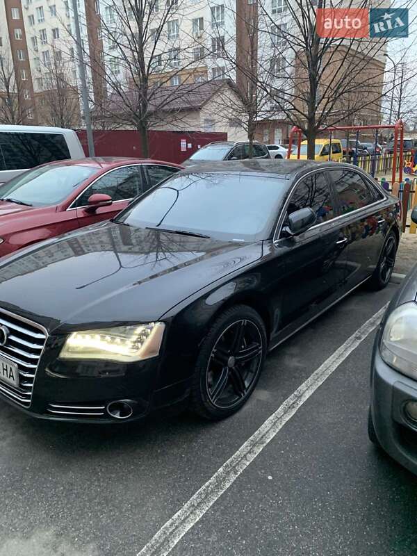 Audi A8 (2012)