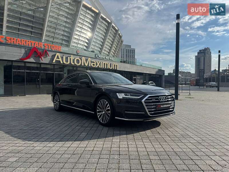 Audi A8 (2021)