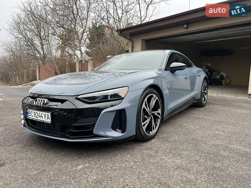 Audi E-tron (2021)