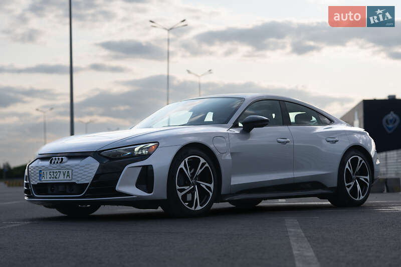 Audi E-tron gt (2021)