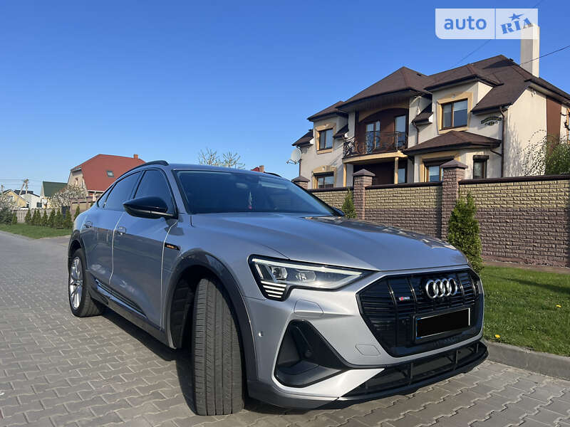 Audi E-tron (2020)