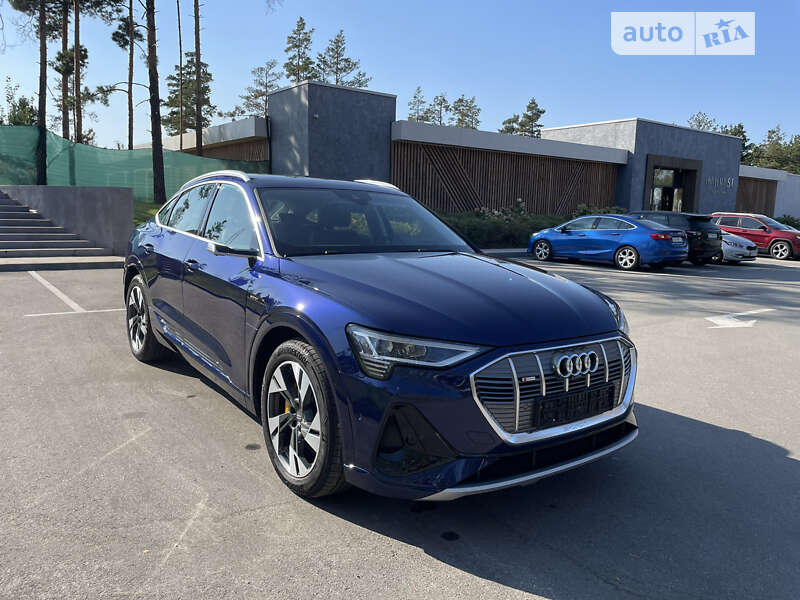 Audi E-tron (2020)