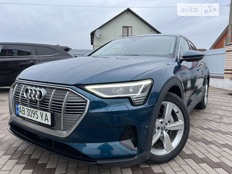 Audi E-tron (2019)