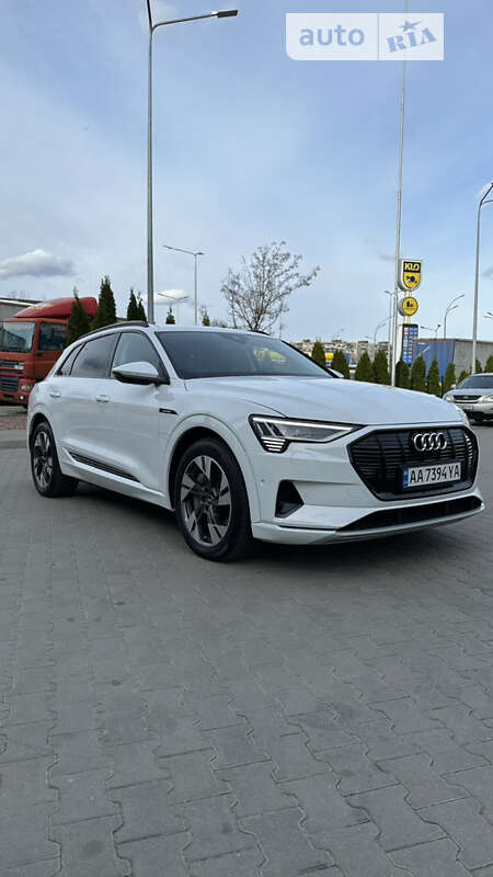 Audi E-tron (2020)