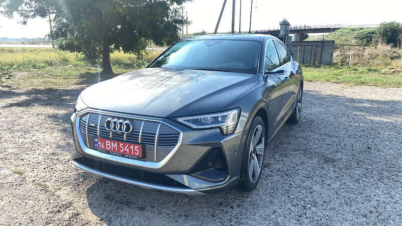 Audi E-tron (2020)