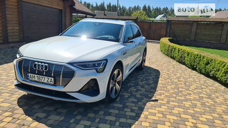 Audi E-tron (2020)