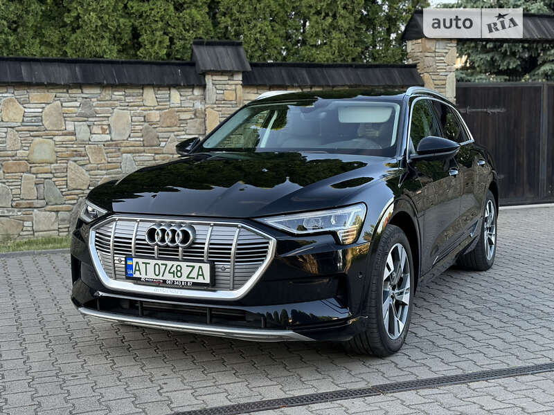 Audi E-tron (2020)
