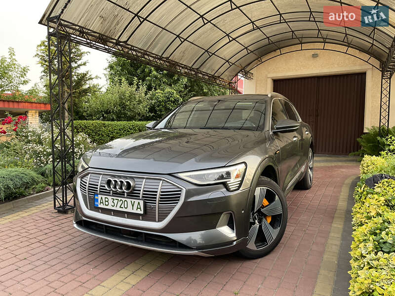 Audi E-tron (2019)