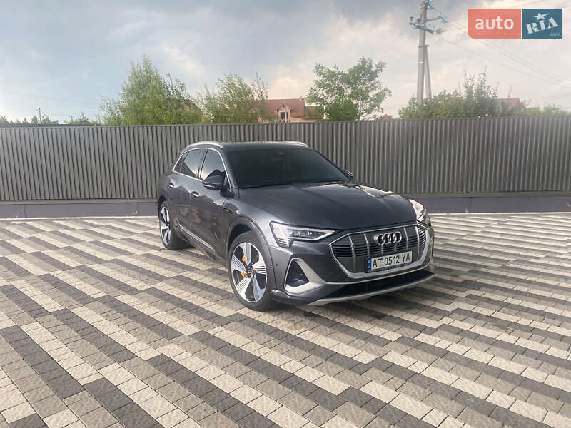 Audi E-tron (2019)