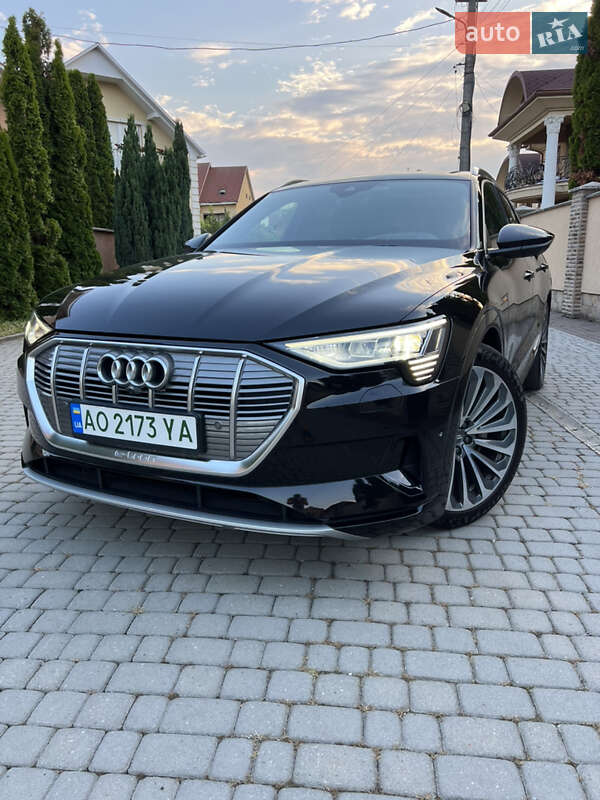 Audi E-tron (2020)