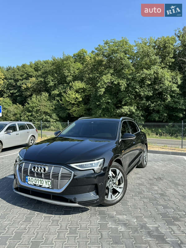 Audi E-tron (2020)