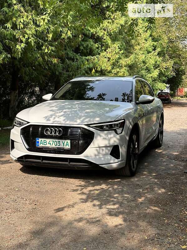 Audi E-tron (2020)