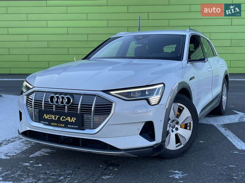 Audi E-tron (2019)