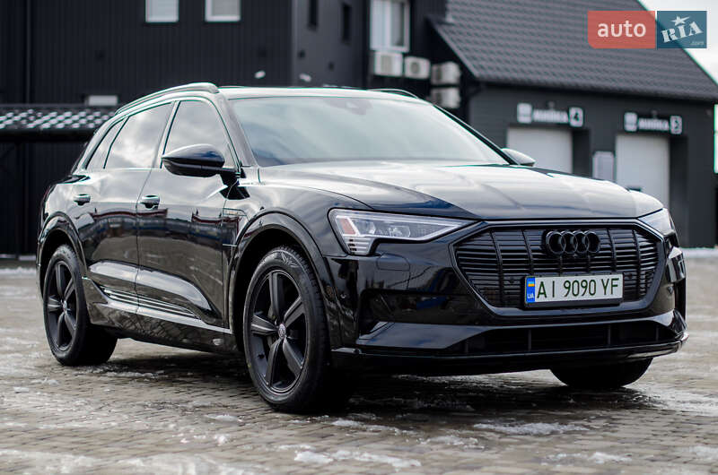 Audi E-tron (2019)