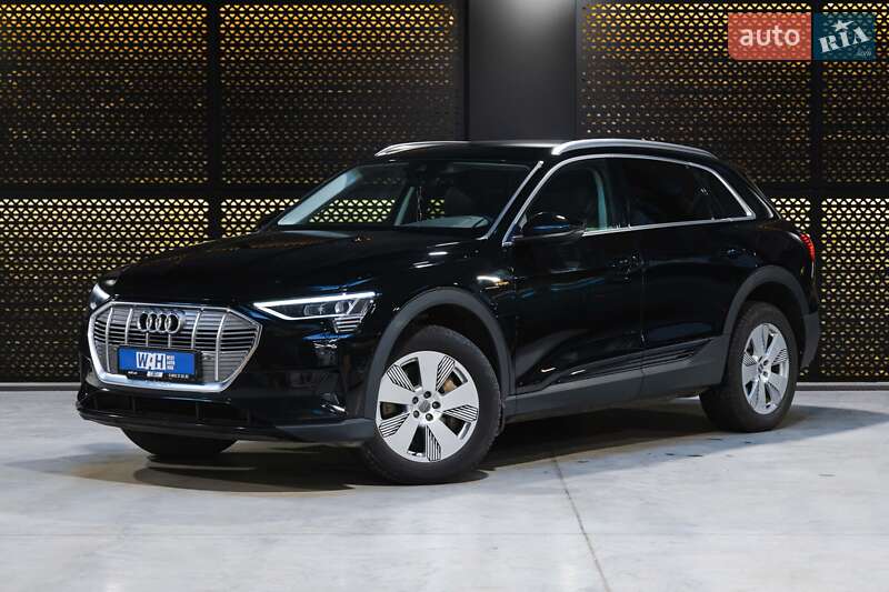 Audi E-tron (2019)