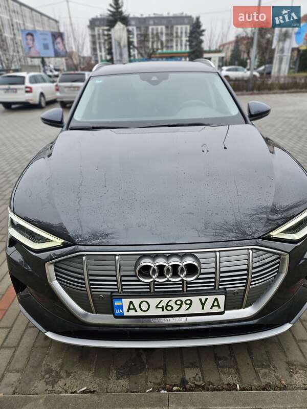 Audi E-tron (2020)