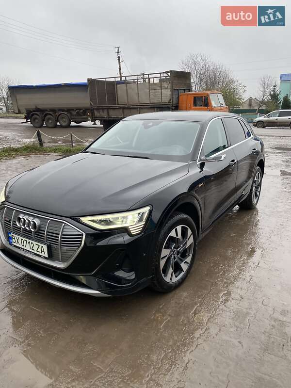 Audi E-tron (2020)