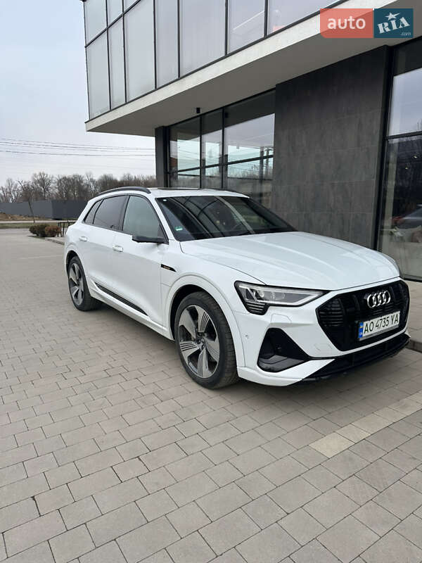 Audi E-tron (2020)