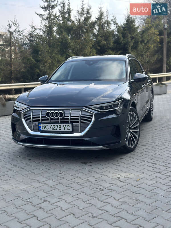 Audi E-tron (2020)
