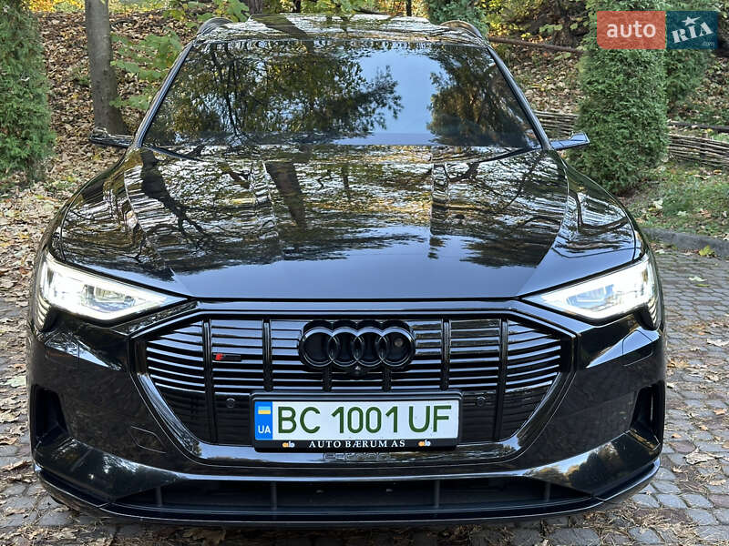 Audi E-tron (2019)