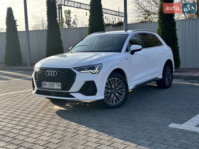 Audi Q3 (2021)