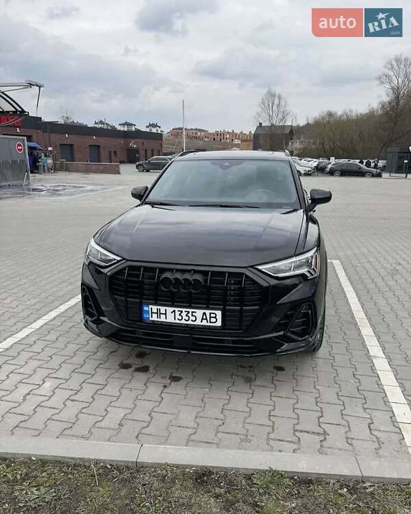 Audi Q3 (2022)