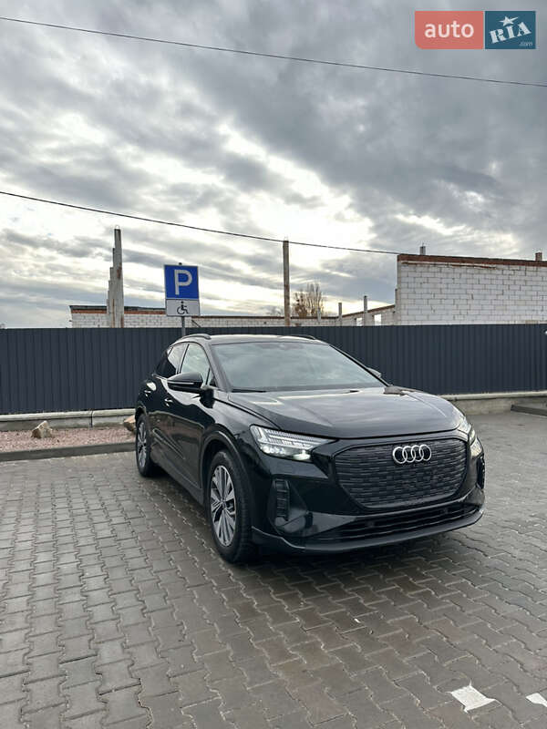 Audi Q4 e-tron (2021)
