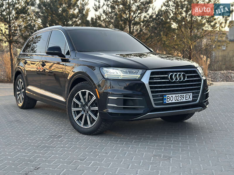 Audi Q7 (2016)