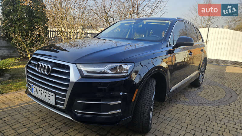 Audi Q7 (2017)