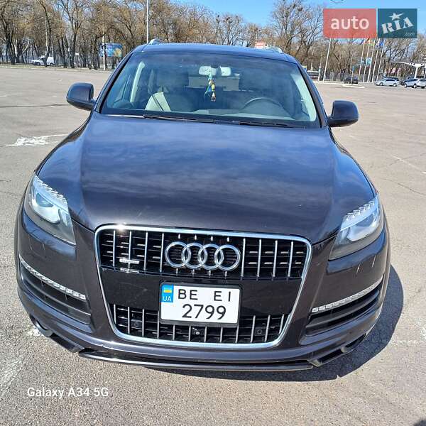 Audi Q7 (2012)