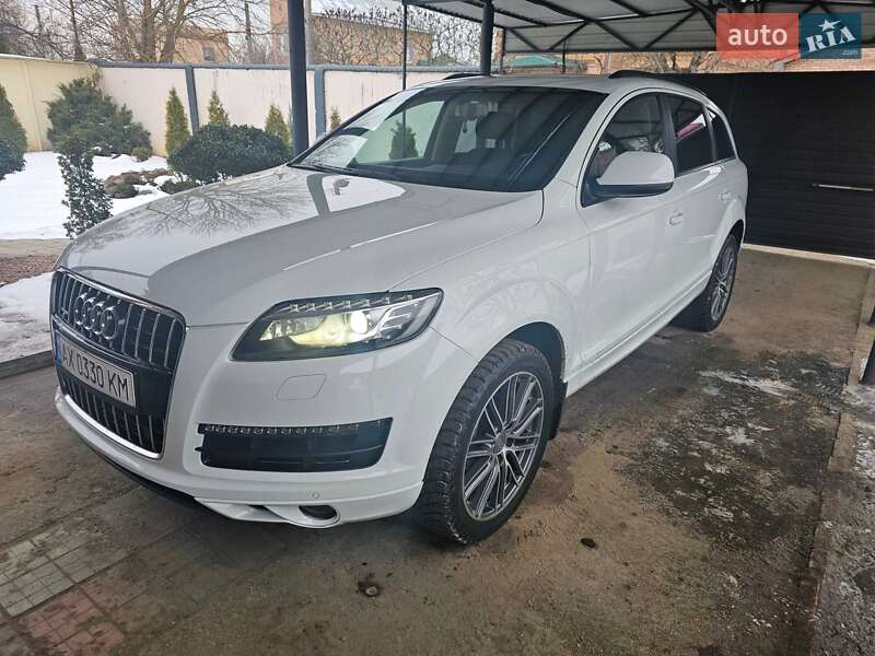 Audi Q7 (2012)