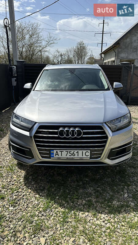 Audi Q7 (2017)