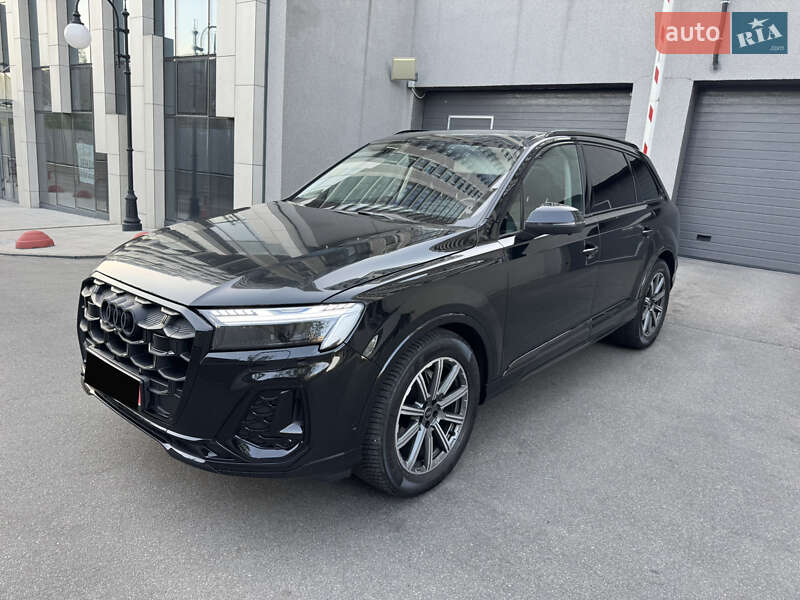 Audi Q7 (2023)