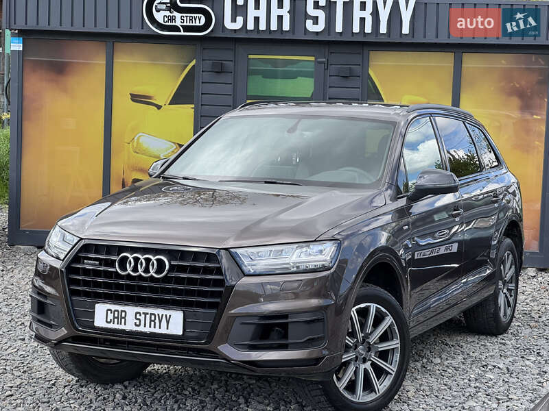 Audi Q7 (2017)