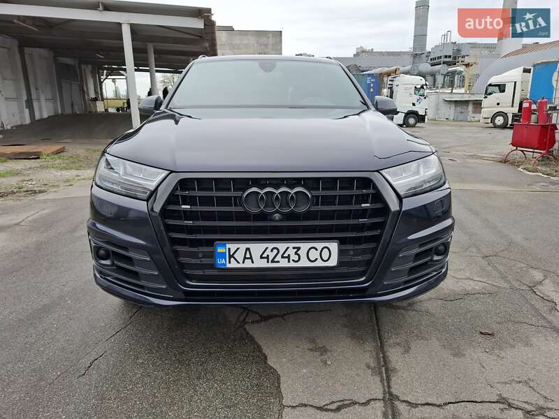 Audi Q7 (2016)