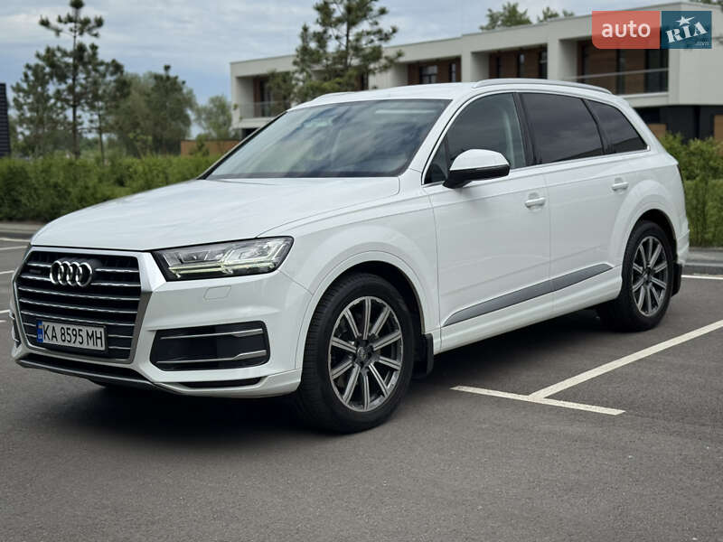 Audi Q7 (2017)