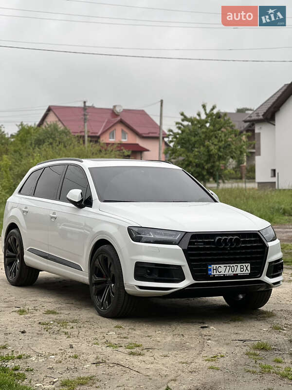 Audi Q7 (2017)