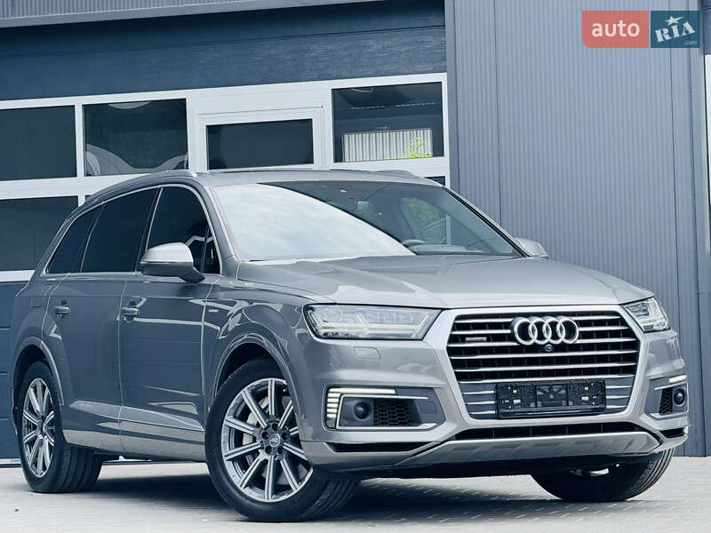 Audi Q7 (2016)
