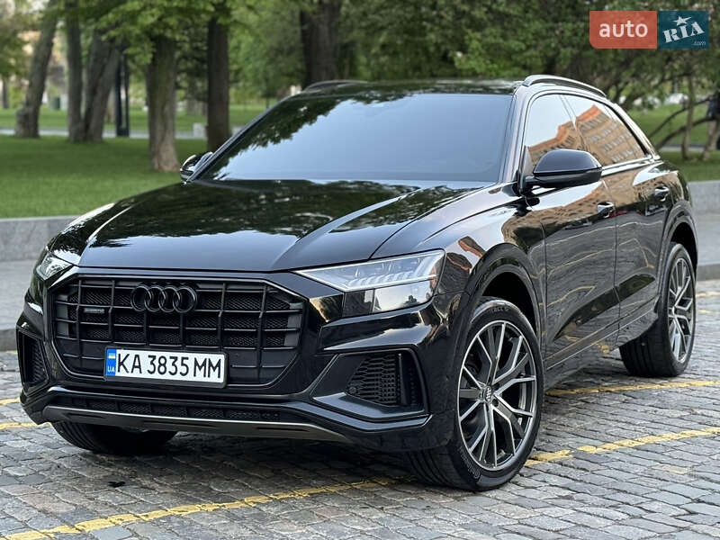 Audi Q8 (2018)