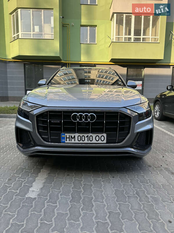 Audi Q8 (2023)