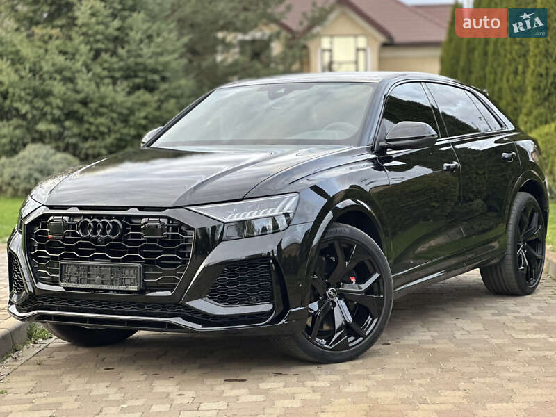 Audi Rs q8 (2023)