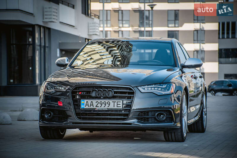 Audi S6 (2012)