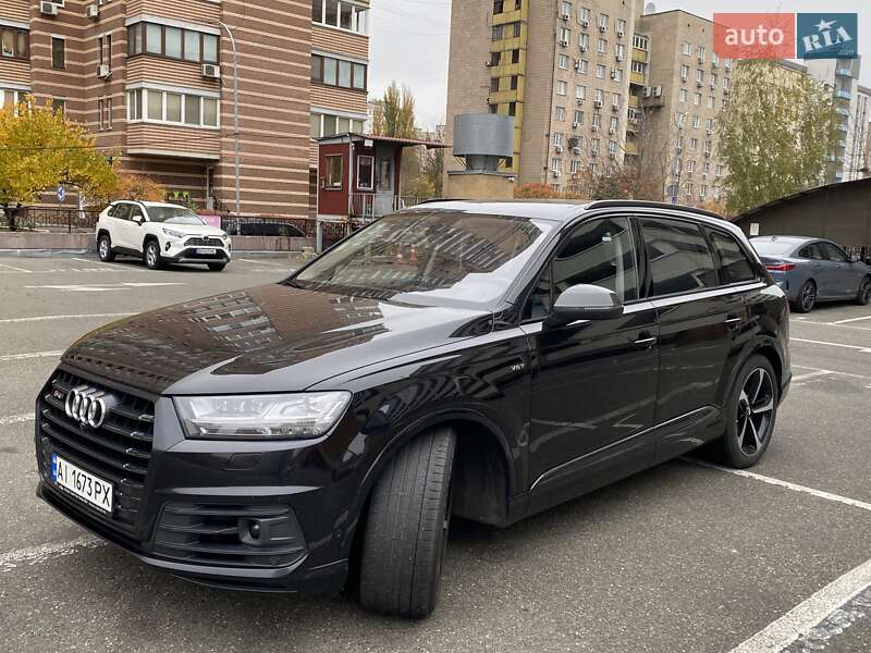 Audi Sq7 (2017)
