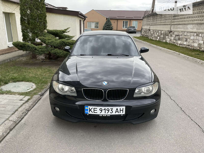 Bmw 1 series (2006)