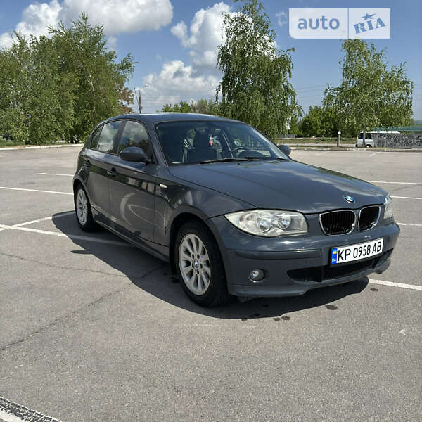 Bmw 1 series (2006)