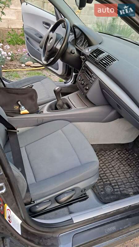 Bmw 1 series (2005)