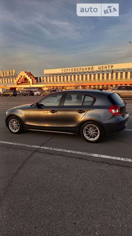 Bmw 1 series (2006)